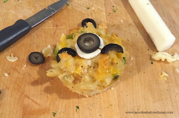 Minions Mac and Cheese Cups 5